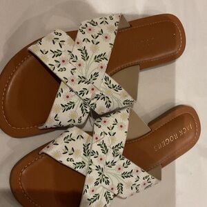 Jack Rogers Women's Floral Crossband Sandals - White and Tan, NEVER WORN